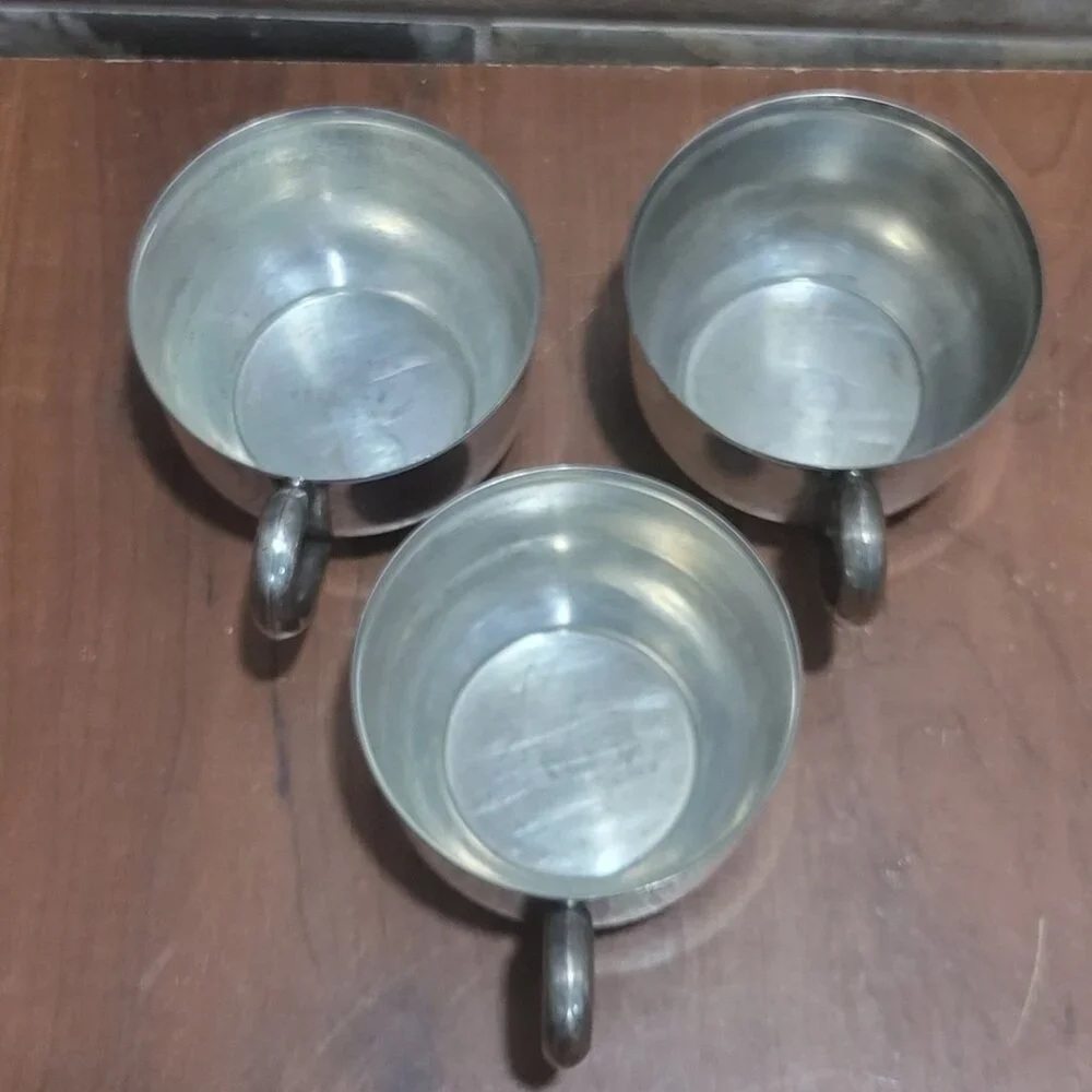 Vintage Oneida Silversmiths Cup Set of 3